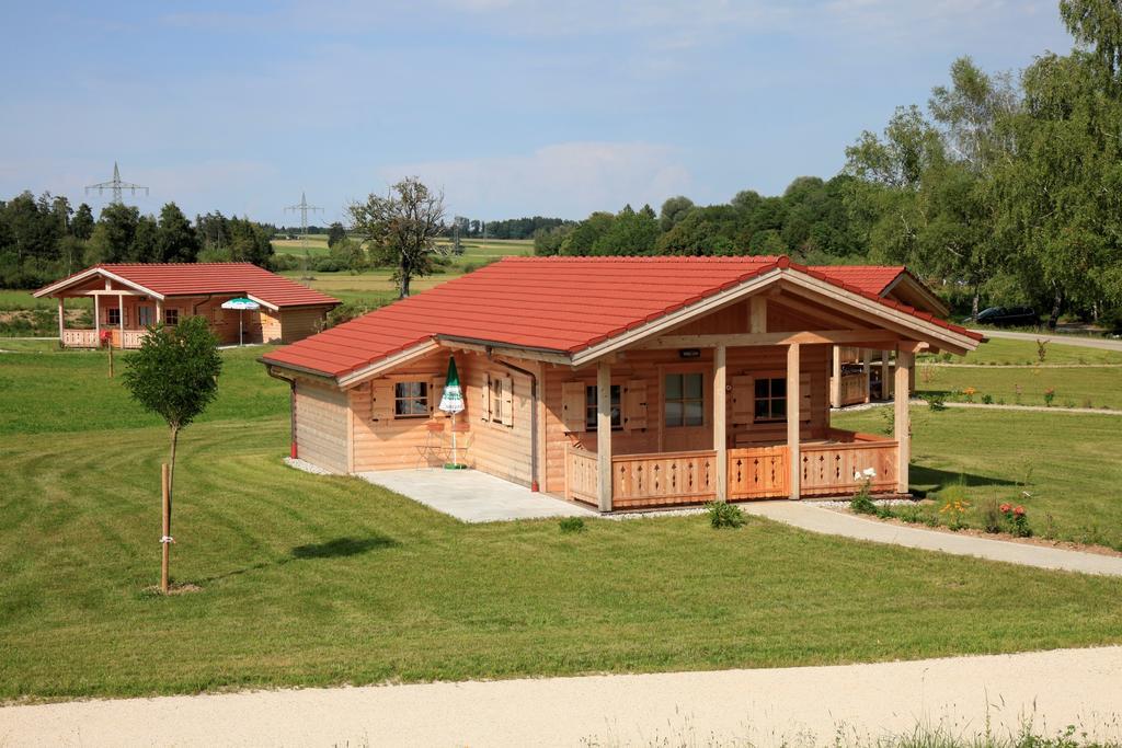 Alpenchalets Hotel Lambach Seeon-Seebruck Kamer foto